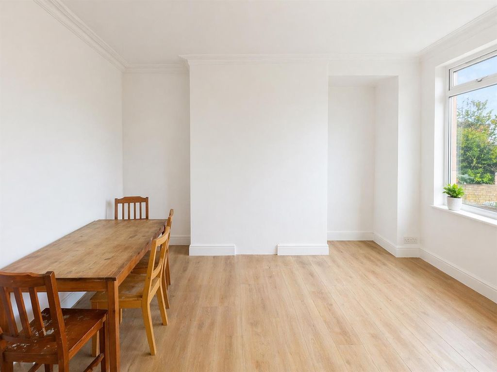 Property photo 2 of 20 Chatgpt Image Apr 21, 2026, 05_06_41 Pm.Png