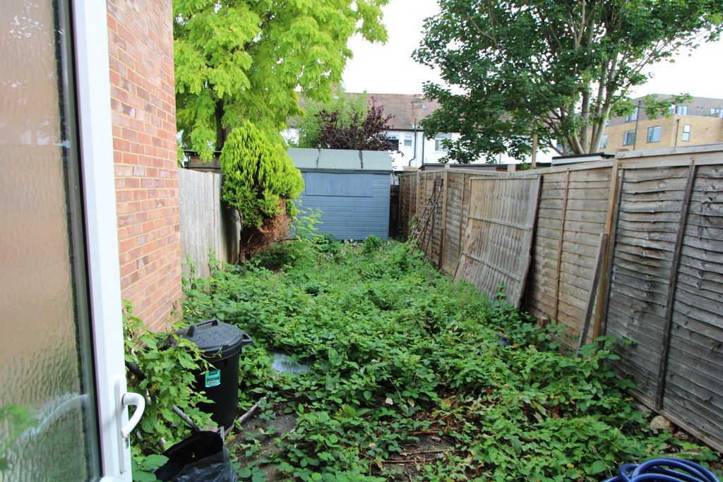 Property photo 3 of 12