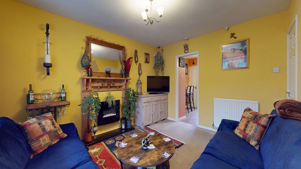 Property photo 3 of 16 4885665