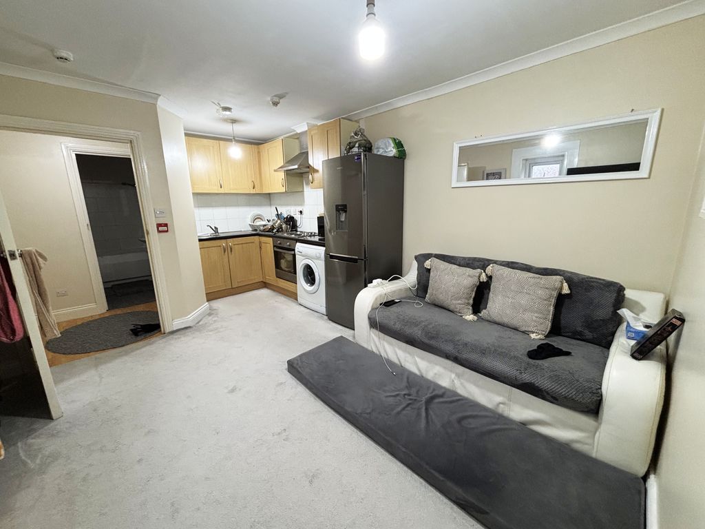 Property photo 3 of 5 Photo 2