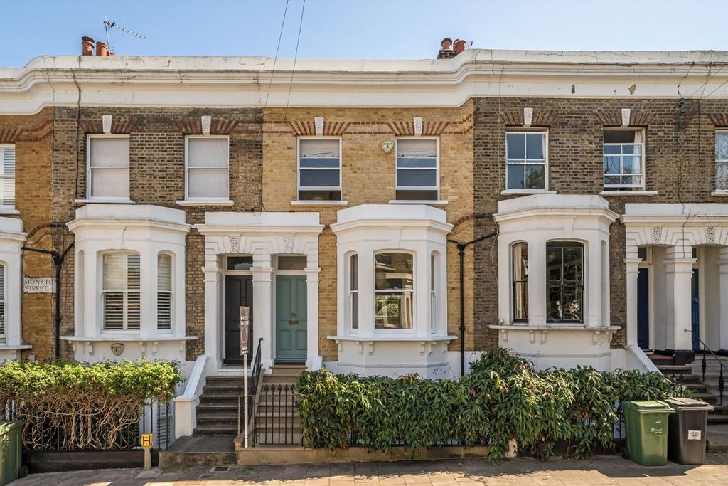 Property photo 1 of 16