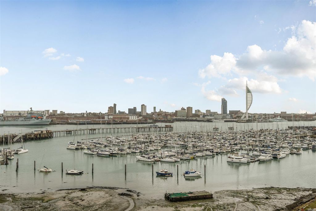 Property photo 1 of 23 Views