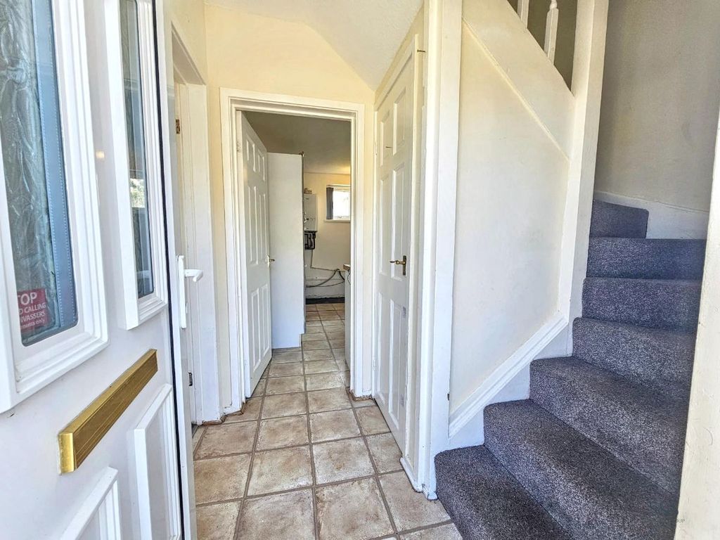 Property photo 3 of 25