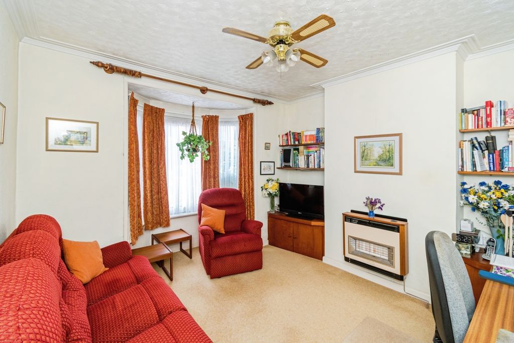 Property photo 3 of 22 Photo