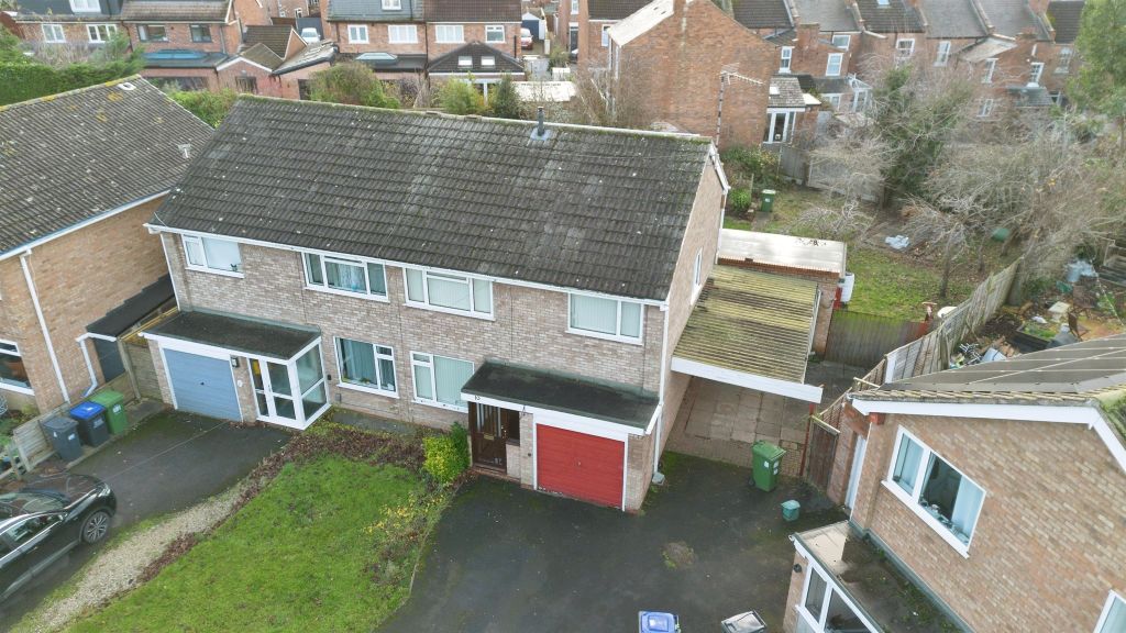 Property photo 2 of 13