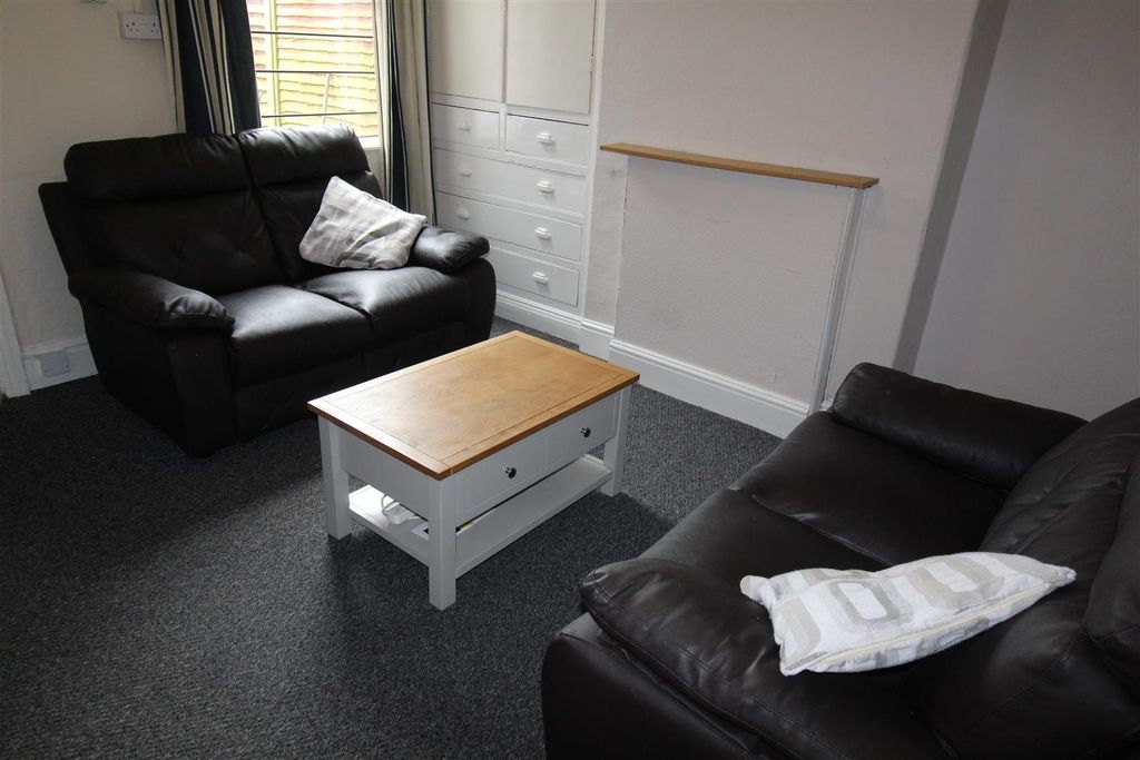 Property photo 1 of 10 Img_0103.Jpg