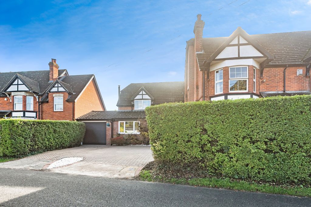 Property photo 2 of 41 Front