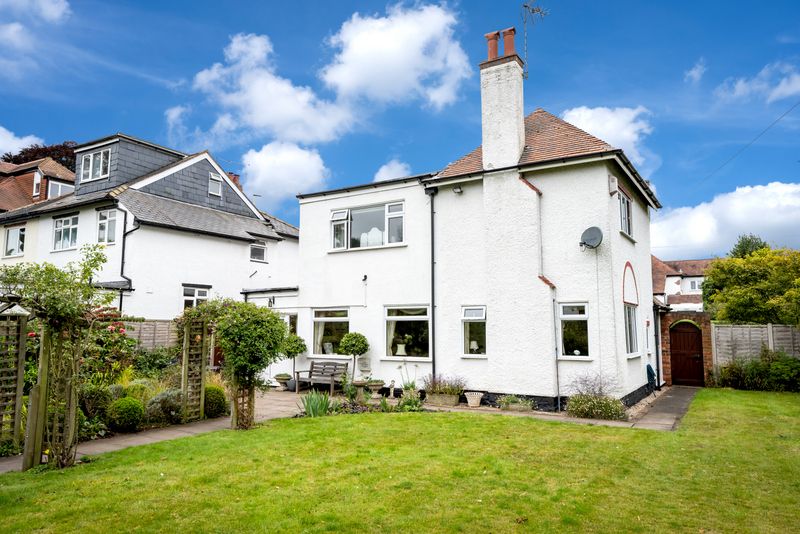 Property photo 2 of 17