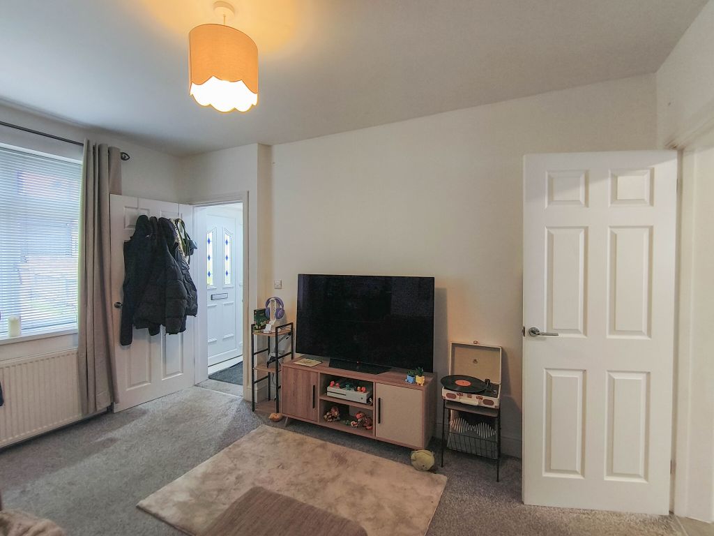 Property photo 3 of 16