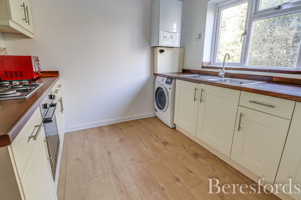 Property photo 2 of 14 Picture No. 10