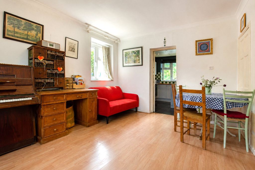 Property photo 3 of 13 Picture No. 09