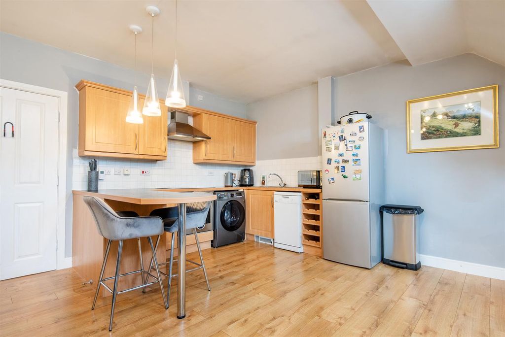Property photo 3 of 18 Lounge/Kitchen/Diner