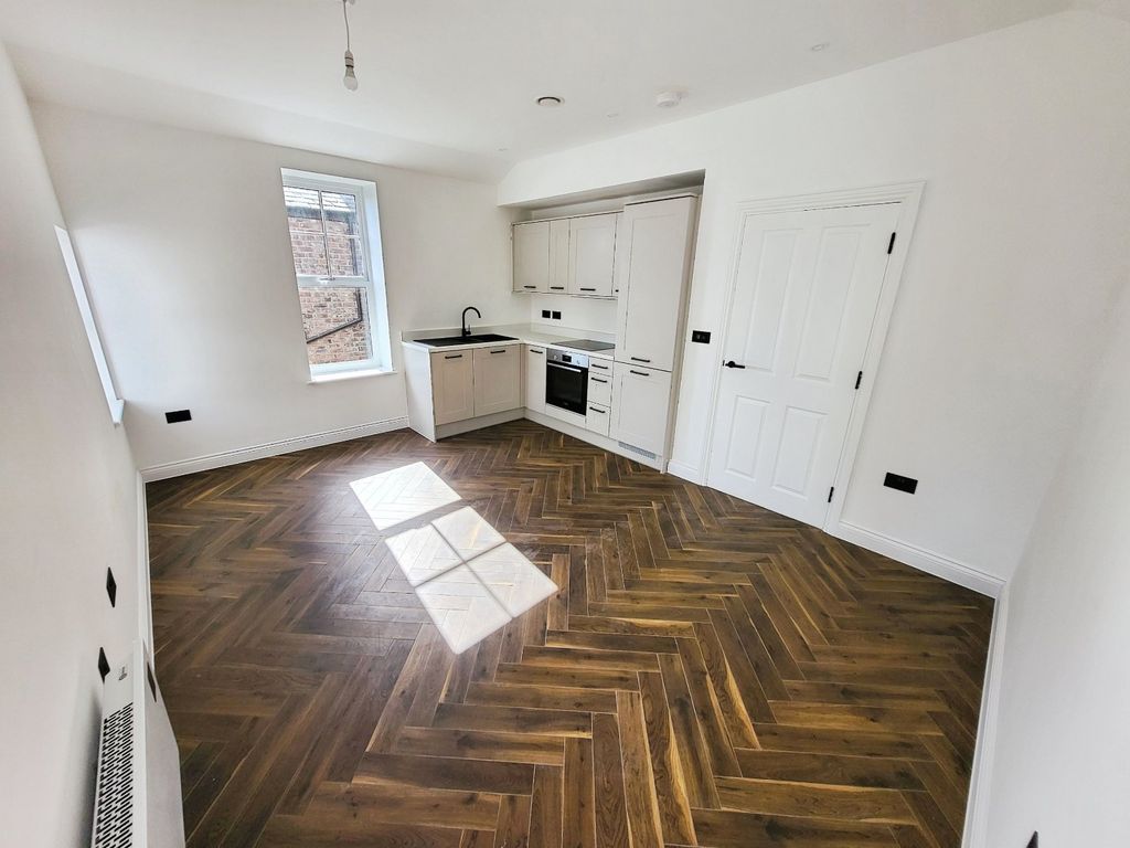 Property photo 1 of 8 Picture No. 01