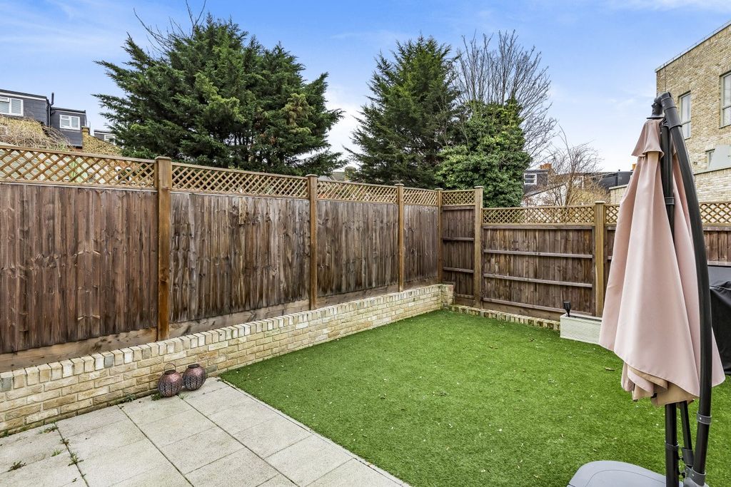 Property photo 2 of 13 Picture No. 10