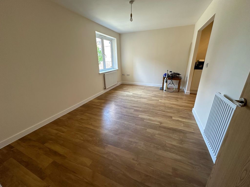 Property photo 2 of 9 Living Room