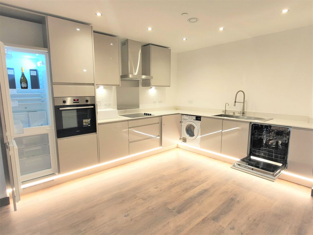 Property photo 3 of 10 Image