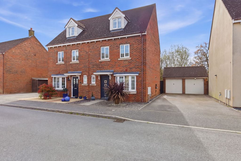 Property photo 1 of 26