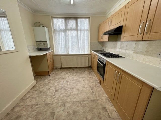 Property photo 1 of 9 Photo 9