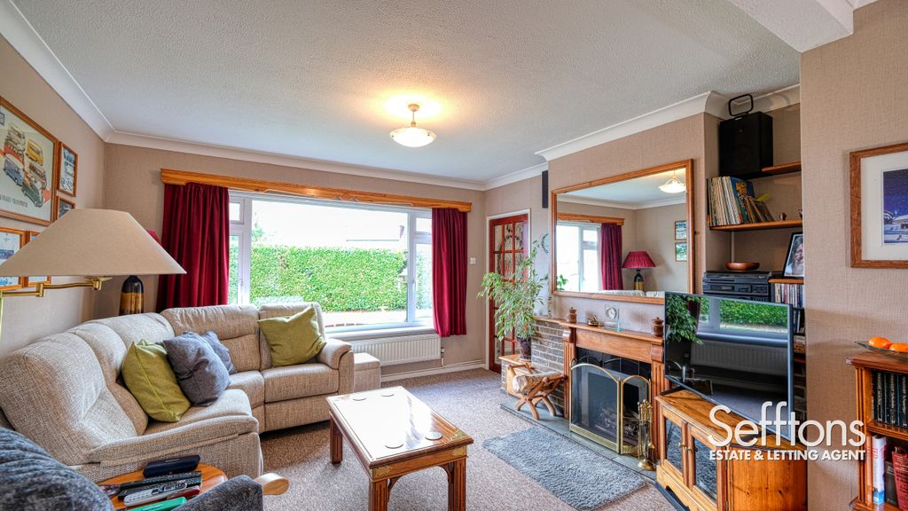 Property photo 2 of 32 Dscf0483_55