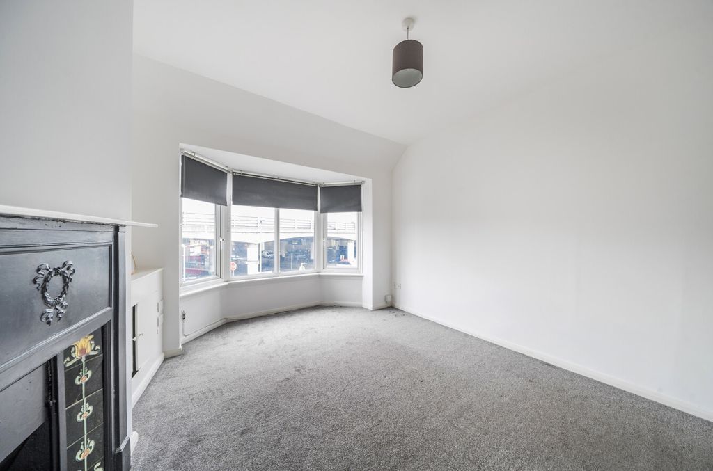 Property photo 3 of 10 1436782-6-69cd365...