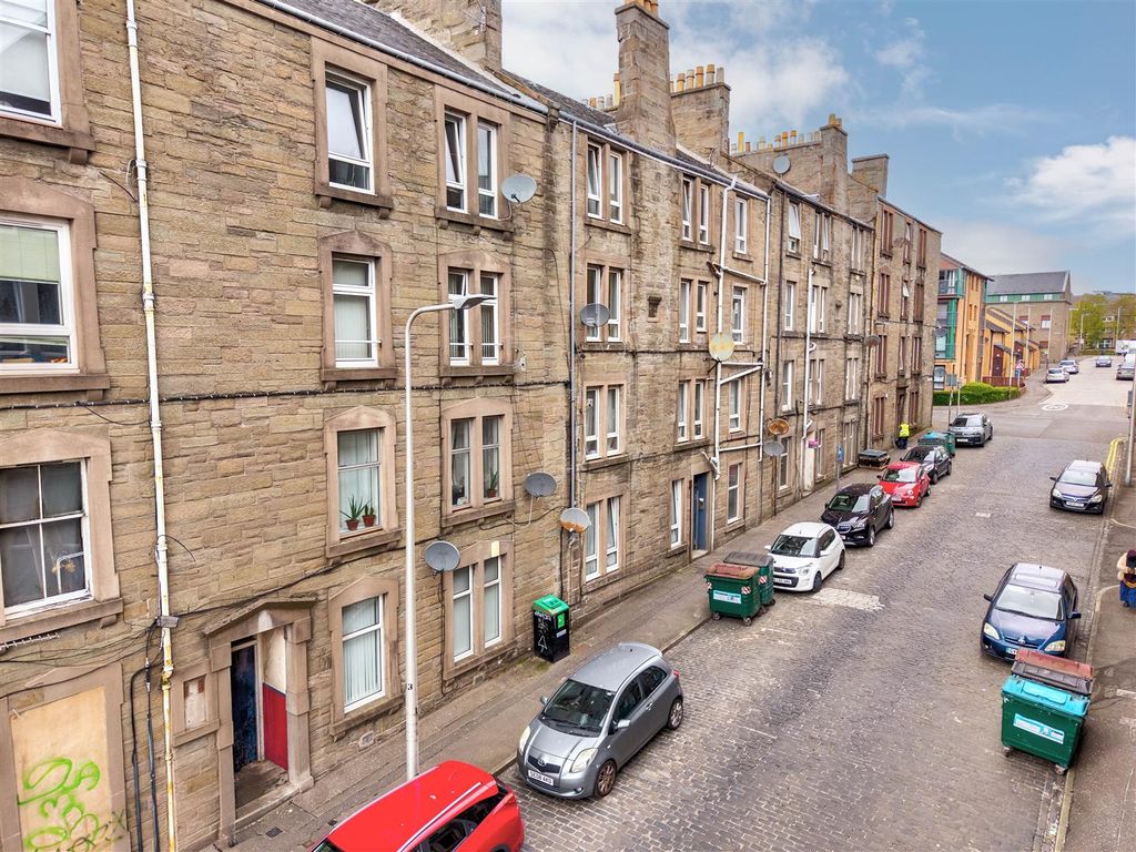 Property photo 1 of 14 8-7 Brown Constable Street Dundee-12.Jpg