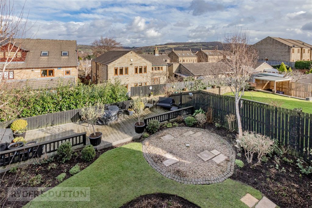 Property photo 2 of 28 View To Garden