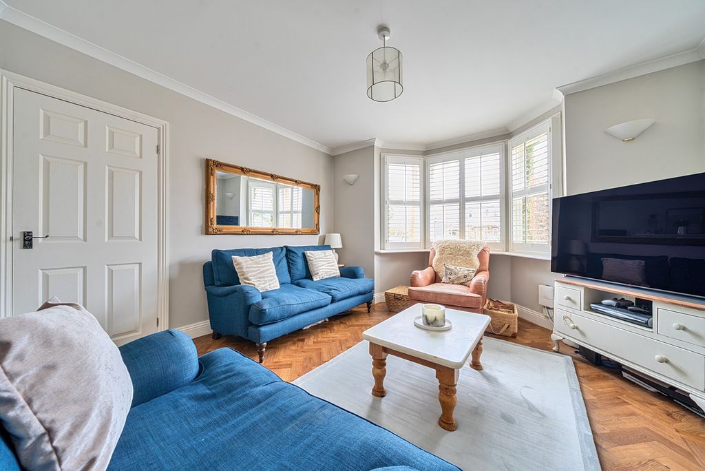 Property photo 1 of 21 1420075-7-69A0406...