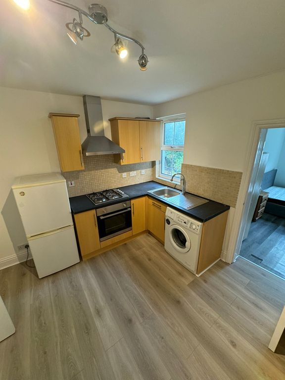 Property photo 2 of 5