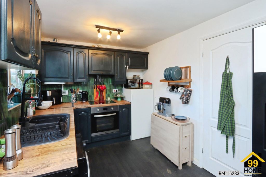 Property photo 3 of 20 Photo 2