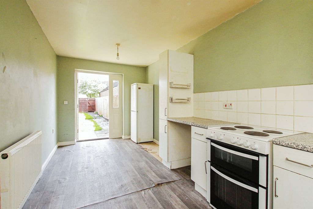 Property photo 3 of 10