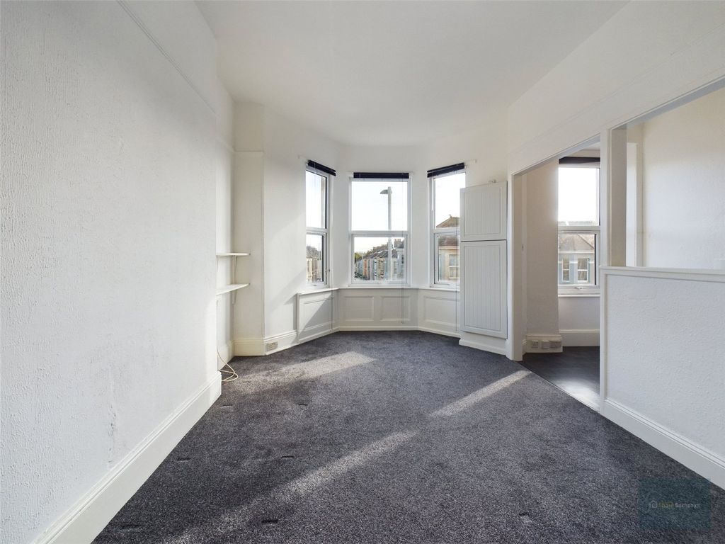 Property photo 2 of 5 Picture No. 03
