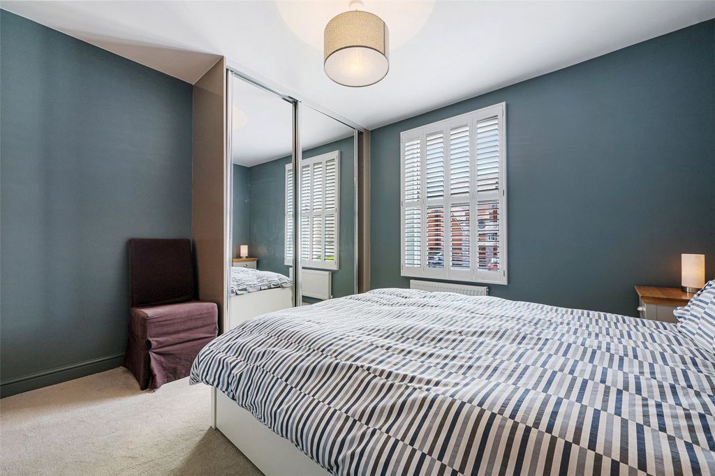 Additional image 10 of 3 bed flat to rentHeritage Court, Lower Bridge Street, Chester, Cheshire CH1