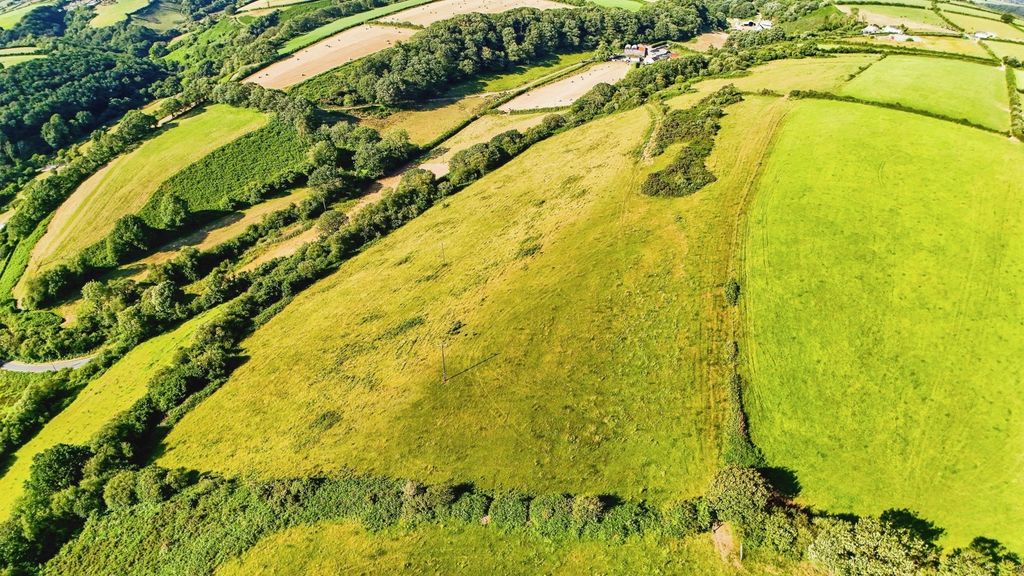 Property photo 3 of 12 Drone