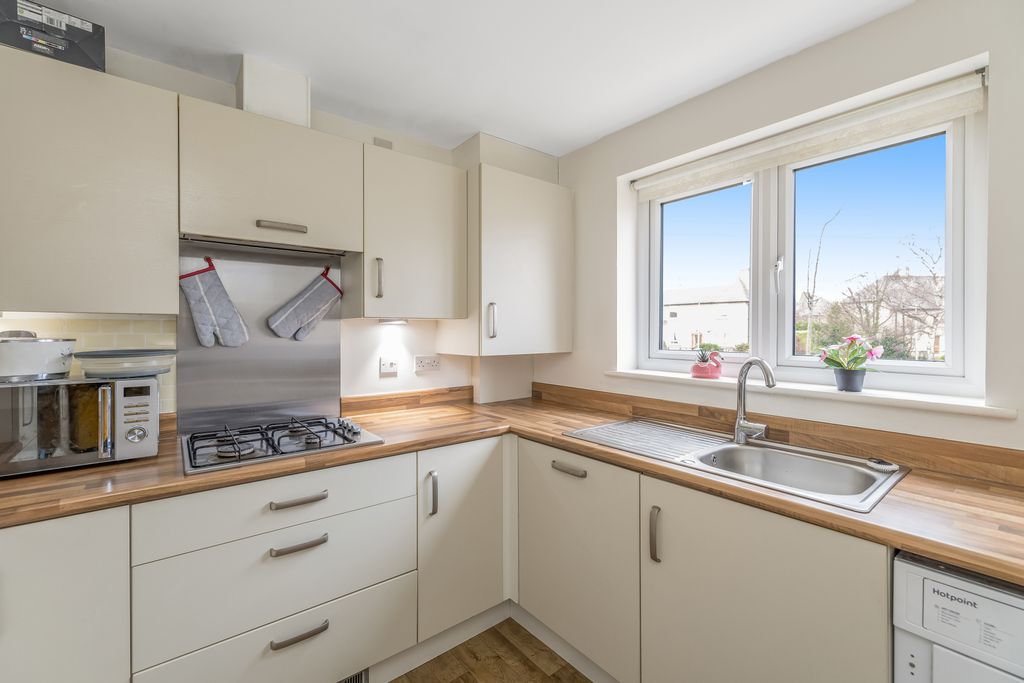 Property photo 2 of 12 Property Image 2