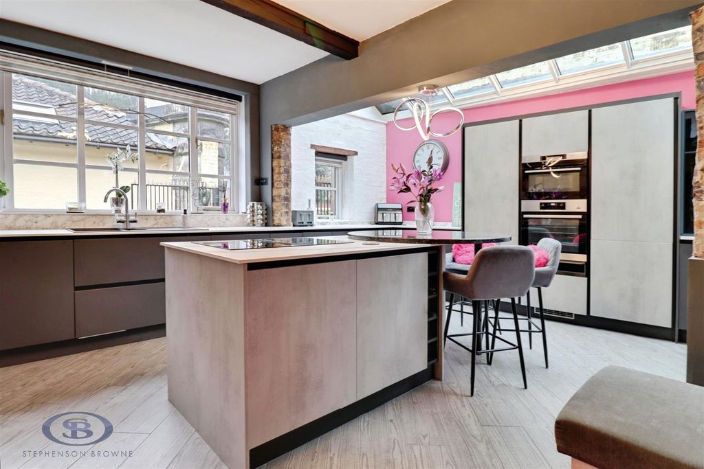 Property photo 3 of 32 cd0d5Fba-Img_8839-Img_8841.Jpg