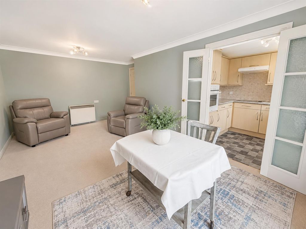 Property photo 3 of 12 835969Da-5E53-4c72-9475-781468Ad02c0.Png