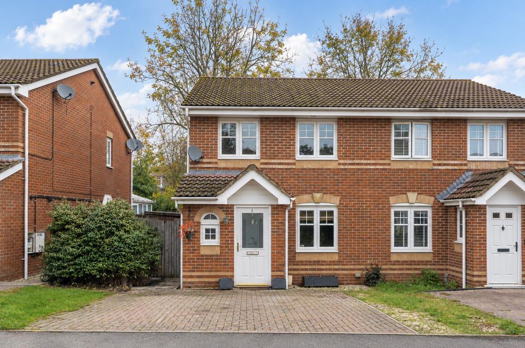Property photo 1 of 16 The Crossways Front.Png
