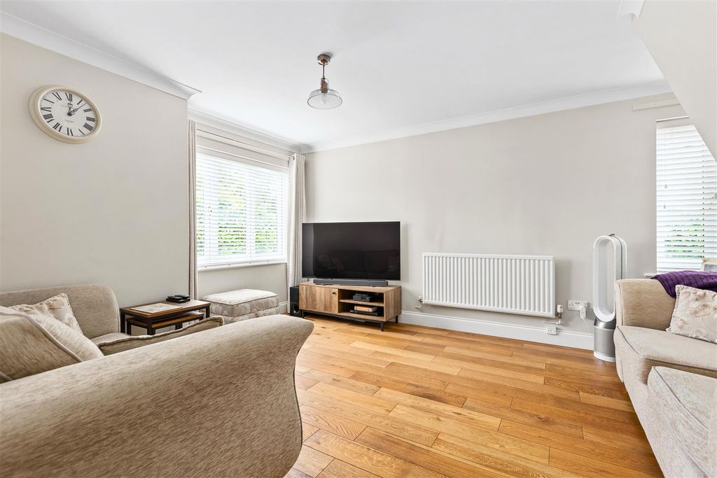 Additional image 8 of 3 bed detached house for saleWilbury Road, Letchworth Garden City SG6