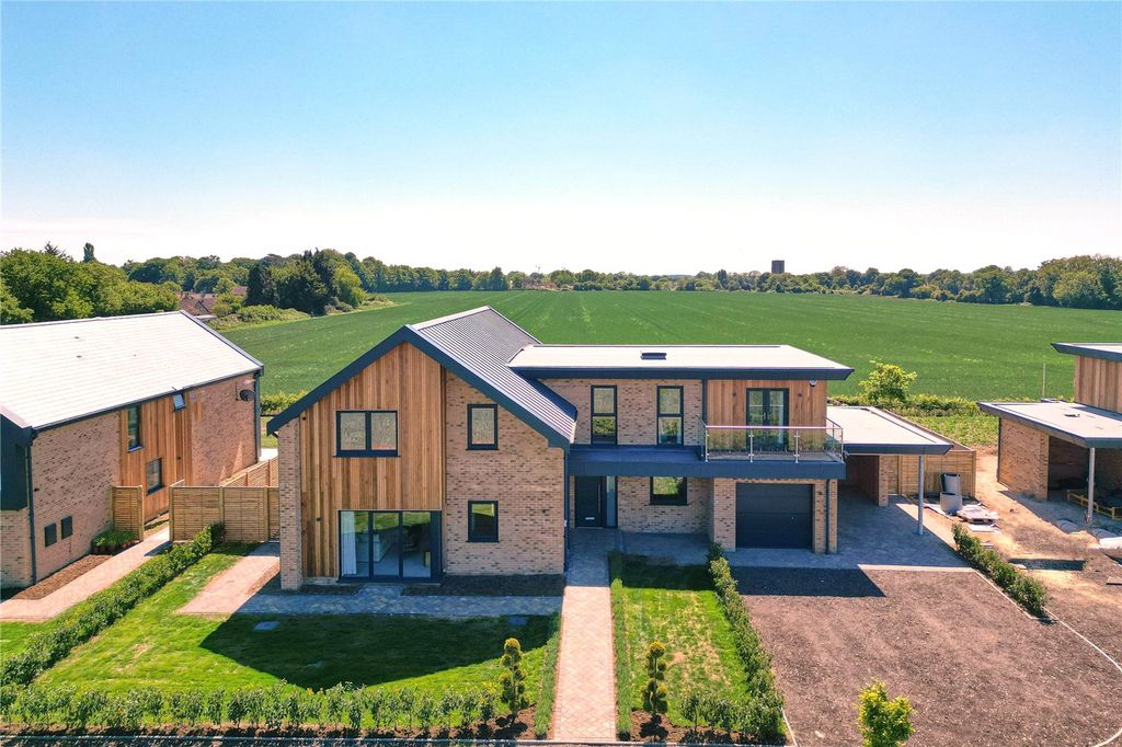 Property photo 1 of 27 Picture No. 74