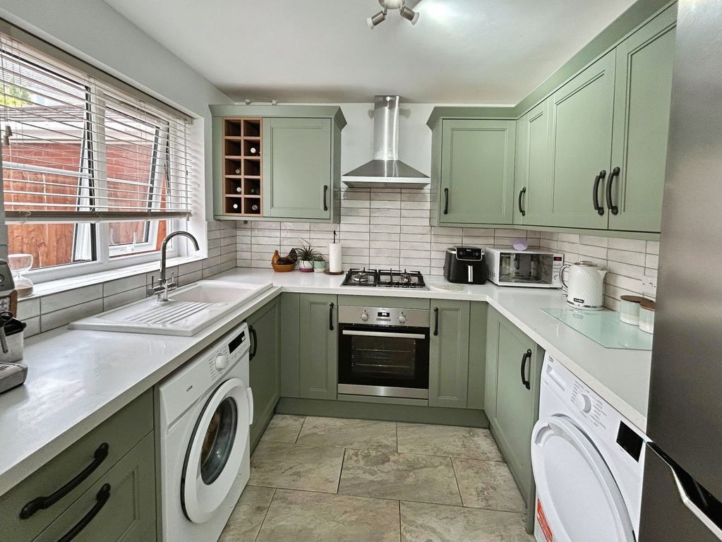 Property photo 3 of 17