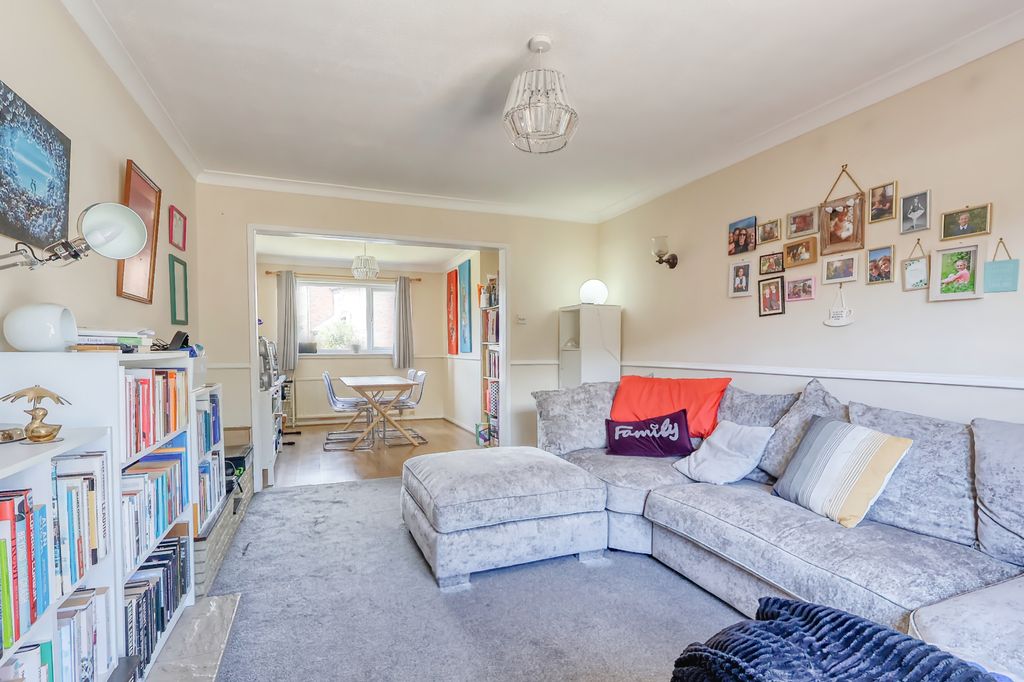 Property photo 2 of 14 Picture No. 04