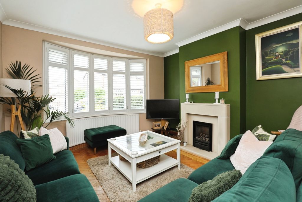 Property photo 3 of 29 Pbox-Img.Jpg