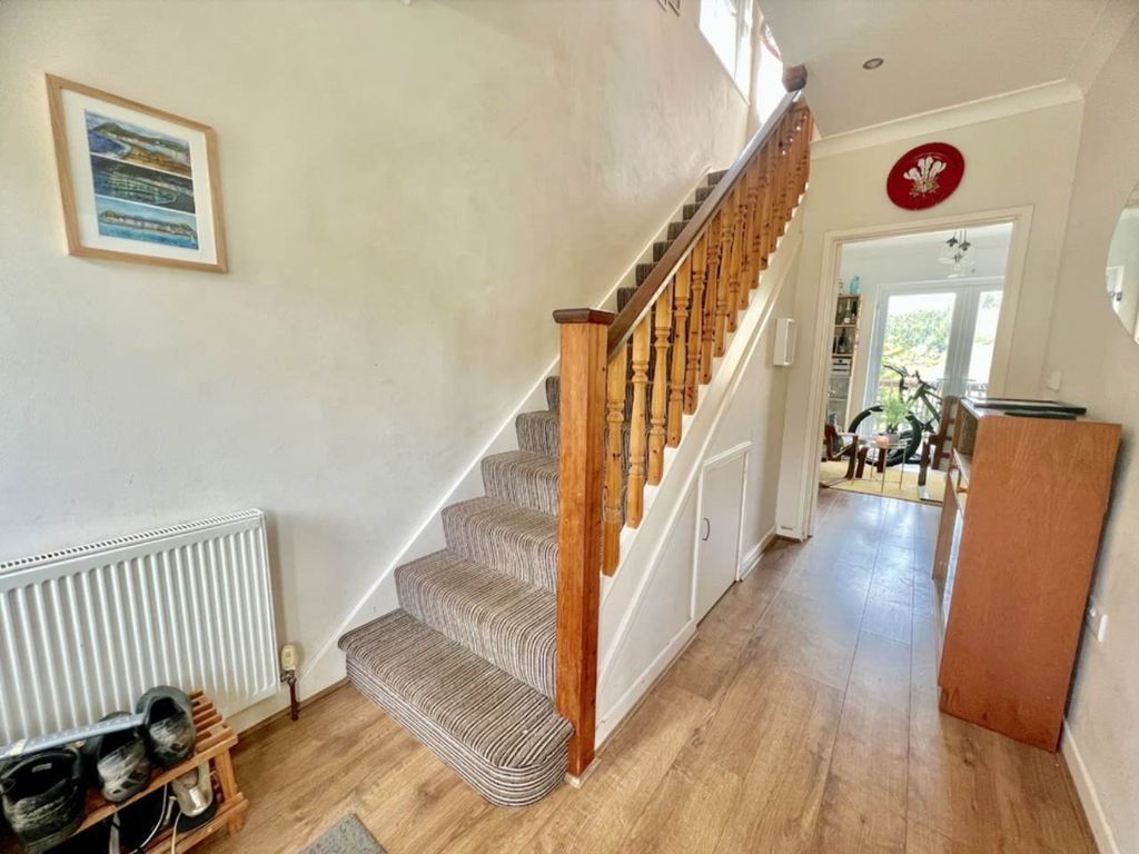 Property photo 2 of 13 Hall