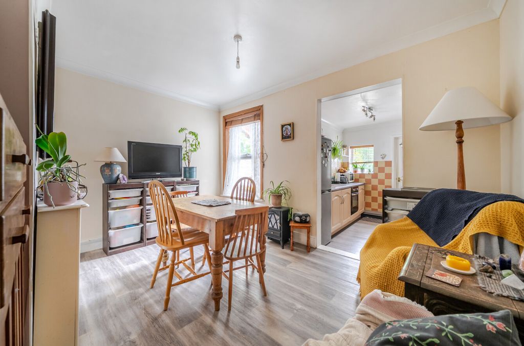 Property photo 2 of 10 1456564-6-6A0c496...