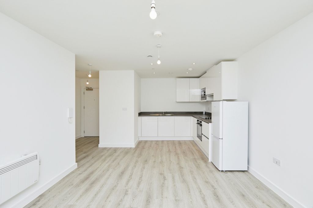 Property photo 2 of 5