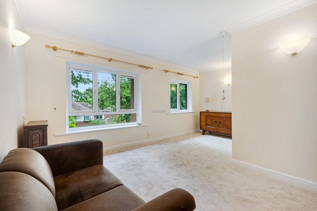 Property photo 3 of 18
