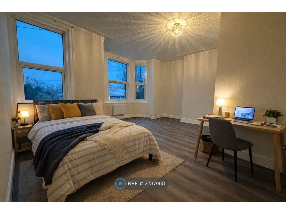 Property photo 1 of 3