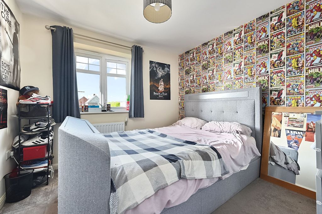 Property photo 3 of 13