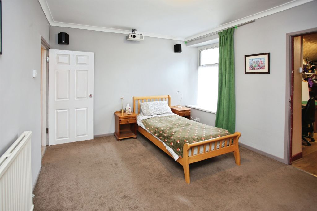 Additional image 18 of 5 bed detached house for saleCommercial Street, Nelson, Treharris CF46