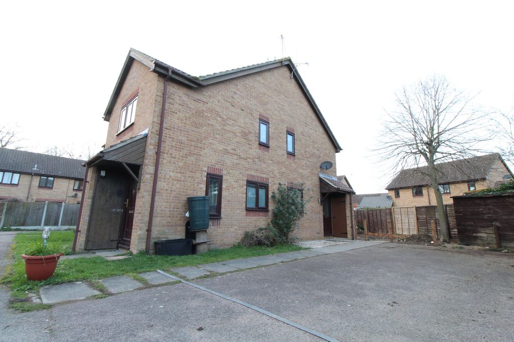 Property photo 1 of 11